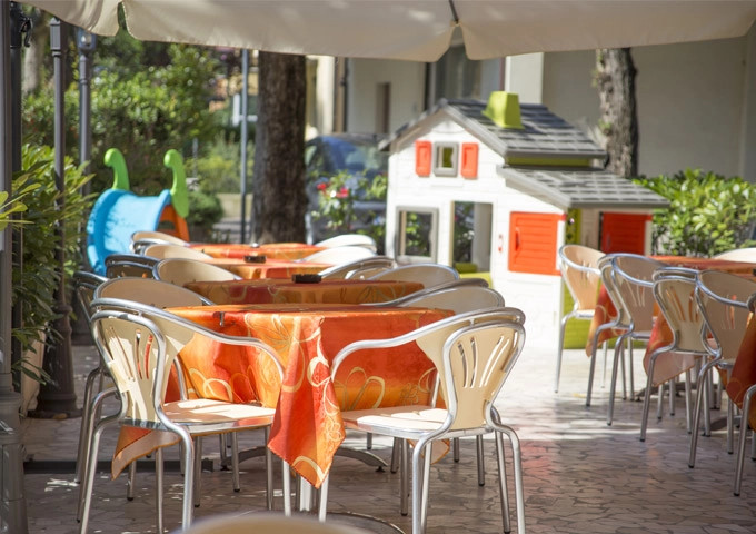 media.Gallery-Esterno-01-Hotel-Silvia-Misano